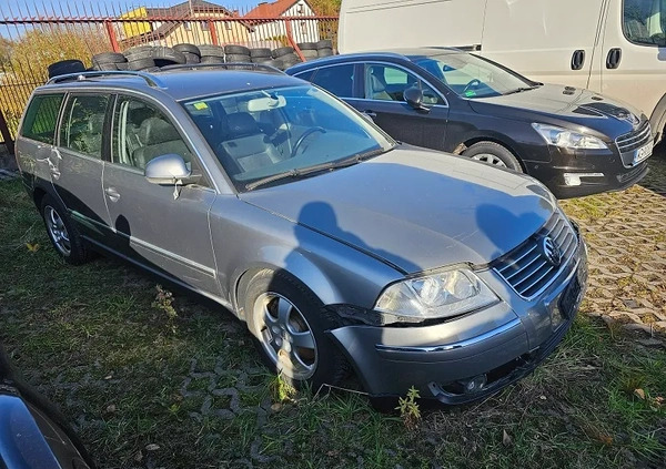Volkswagen Passat cena 4200 przebieg: 221000, rok produkcji 2004 z Prudnik małe 29